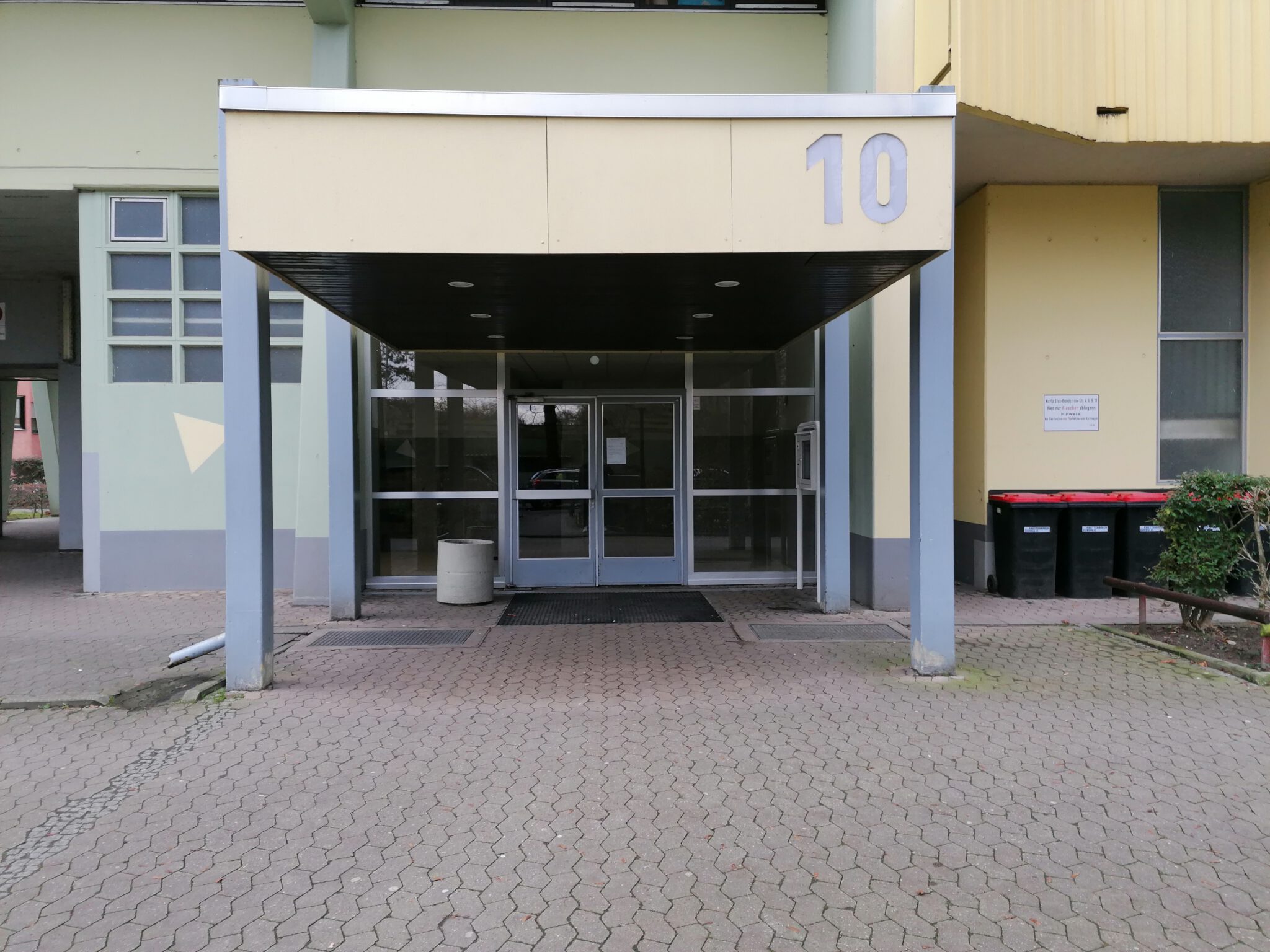Führungen zur Ausstellung „Auf Sand gebaut 50 Jahre Hochhäuser ElsaBrändströmStraße“ Die
